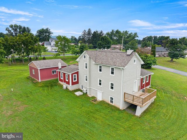 75 BLACK MATT RD, Douglassville, PA 19518