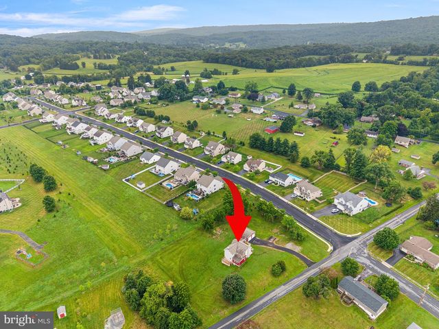 75 BLACK MATT RD, Douglassville, PA 19518
