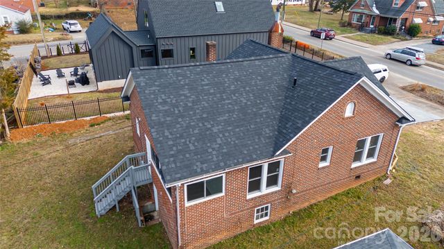430 N Green Street, Morganton, NC 28655