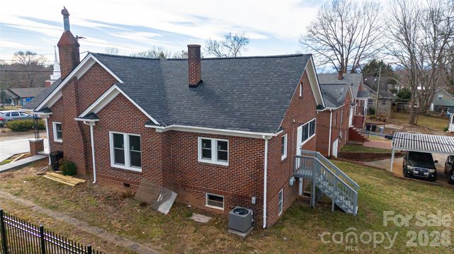 430 N Green Street, Morganton, NC 28655