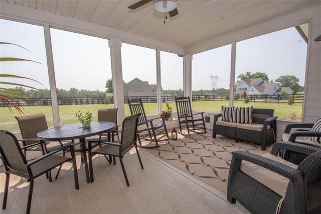 208 Township Drive, Senoia, GA 30276