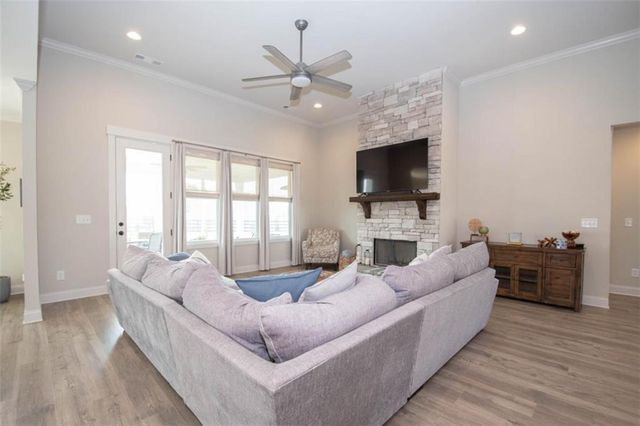 208 Township Drive, Senoia, GA 30276