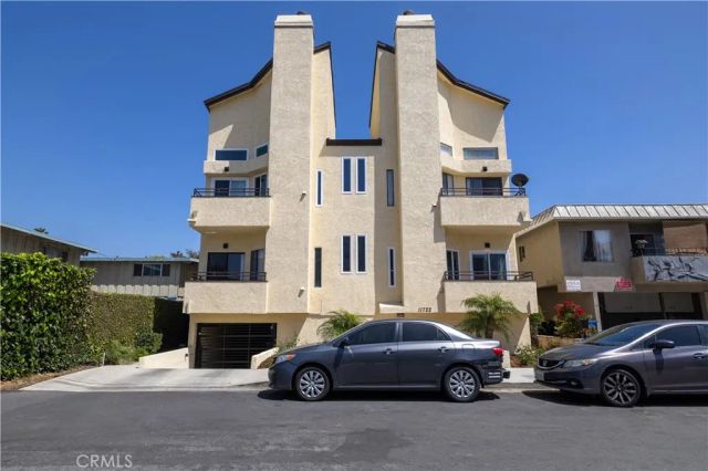 11722 Avon, Los Angeles, CA 90066