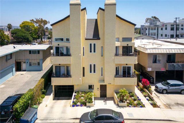 11722 Avon, Los Angeles, CA 90066