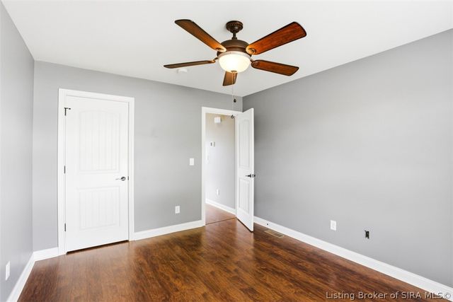 11503 Forest Hill Circle, Sellersburg, IN 47172