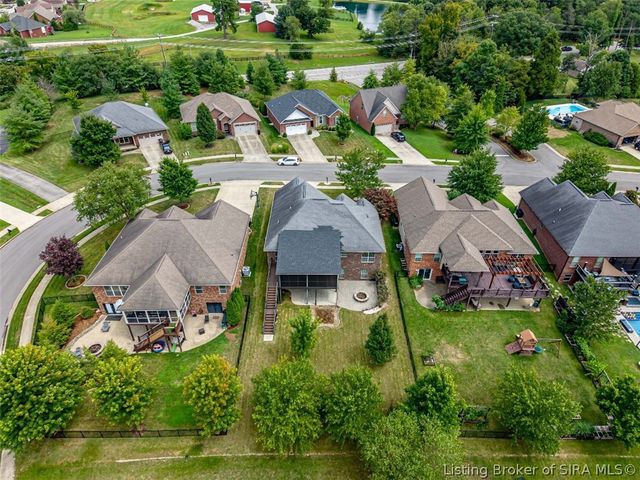 11503 Forest Hill Circle, Sellersburg, IN 47172