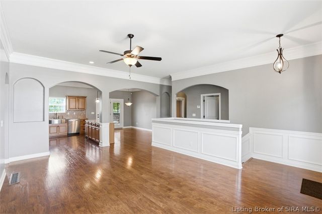 11503 Forest Hill Circle, Sellersburg, IN 47172