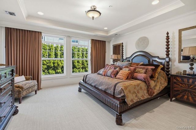 336 Trotting Lane, Westbury, NY 11590