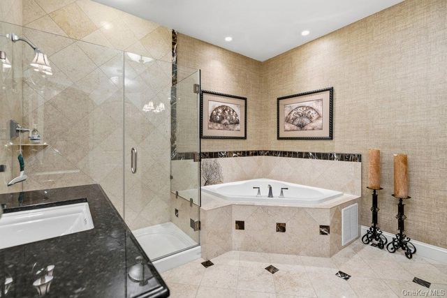 336 Trotting Lane, Westbury, NY 11590