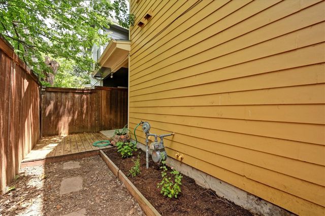 503 Allen ST 503A, Austin, TX 78702