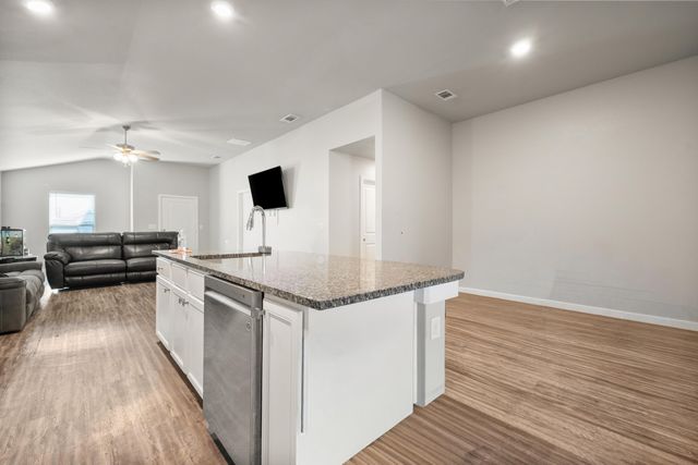 3220 Waverly Avenue, Lubbock, TX 79407