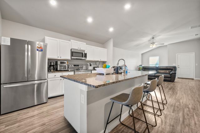 3220 Waverly Avenue, Lubbock, TX 79407