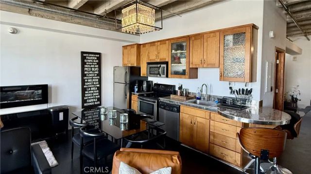 312 W 5th 1022, Los Angeles, CA 90013