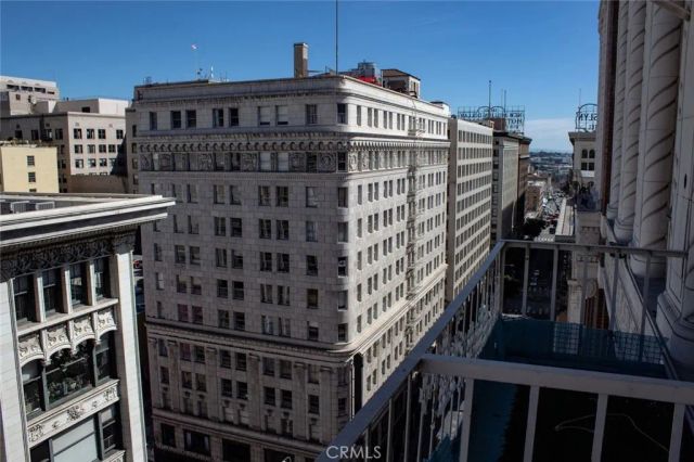 312 W 5th 1022, Los Angeles, CA 90013
