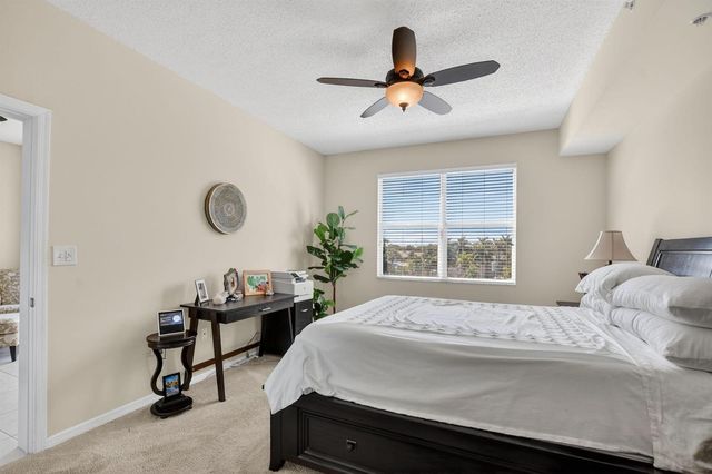 26 Royal Palm Way 403, Boca Raton, FL 33432