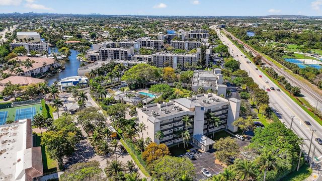 26 Royal Palm Way 403, Boca Raton, FL 33432