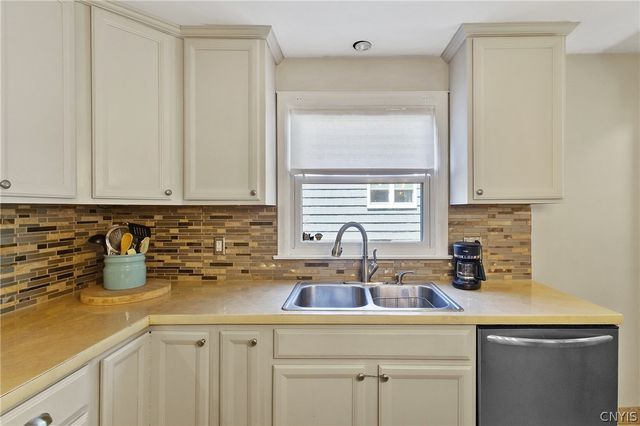 210 Terry Road North, Geddes, NY 13209