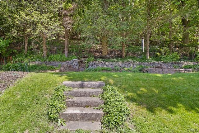 210 Terry Road North, Geddes, NY 13209