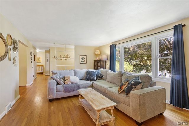 210 Terry Road North, Geddes, NY 13209
