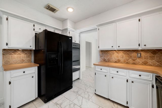 14926 Croftwood Drive, Houston, TX 77068