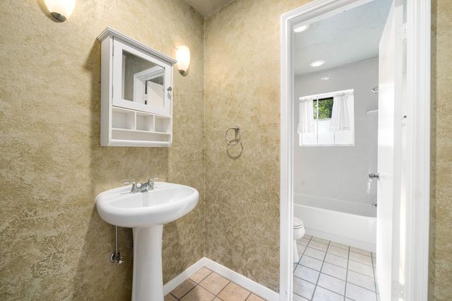 14926 Croftwood Drive, Houston, TX 77068