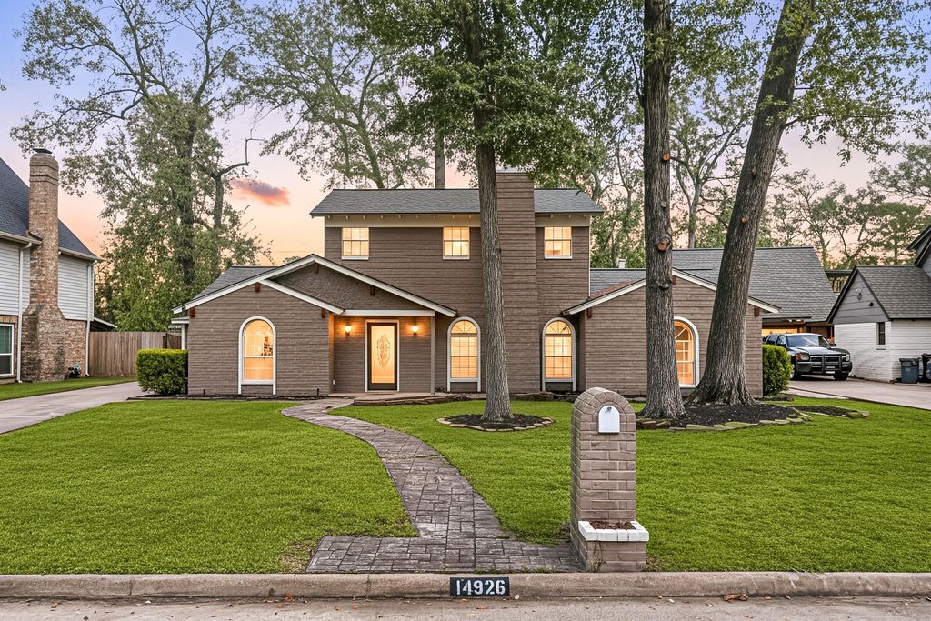 14926 Croftwood Drive, Houston, TX 77068