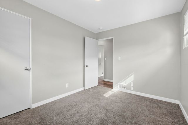 1007 E Walton St, Spokane, WA 99207