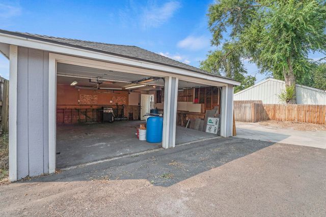 1007 E Walton St, Spokane, WA 99207