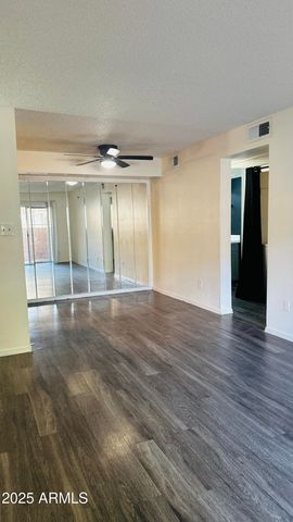 2625 E Indian School Road Unit 142, Phoenix, AZ 85016