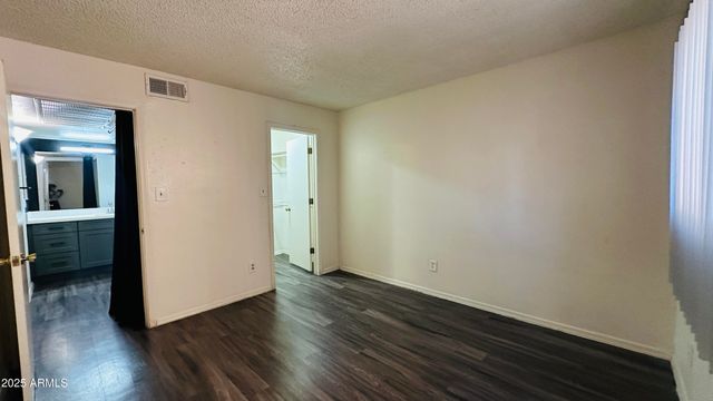2625 E Indian School Road Unit 142, Phoenix, AZ 85016