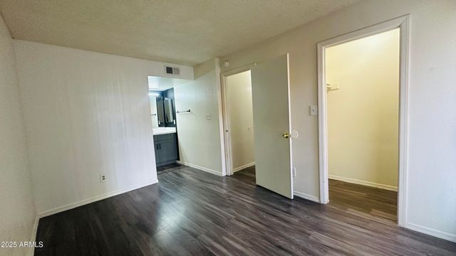 2625 E Indian School Road Unit 142, Phoenix, AZ 85016