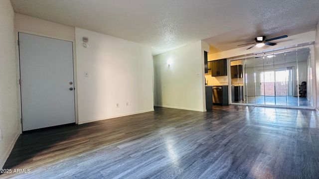 2625 E Indian School Road Unit 142, Phoenix, AZ 85016