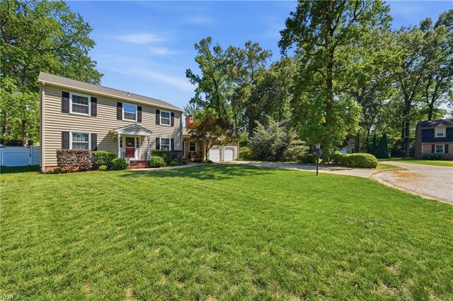 21 Club TER, Newport News, VA 23606