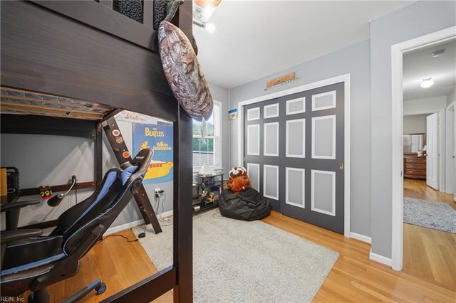 21 Club TER, Newport News, VA 23606