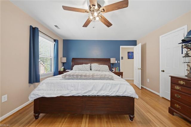 21 Club TER, Newport News, VA 23606