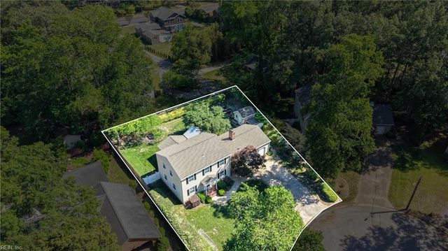 21 Club TER, Newport News, VA 23606