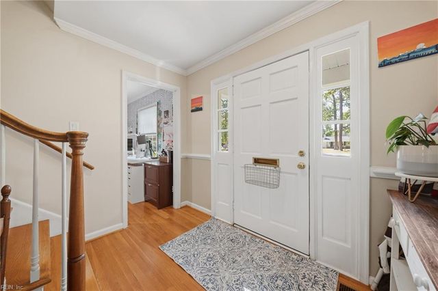 21 Club TER, Newport News, VA 23606