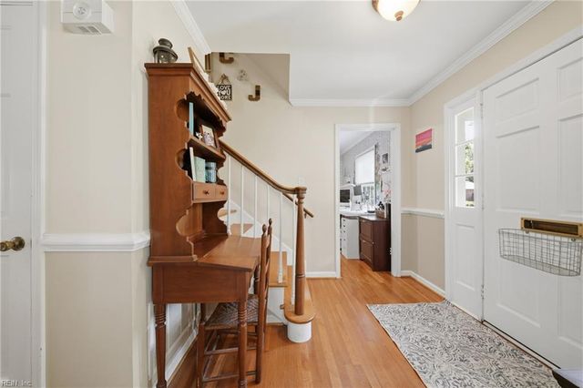 21 Club TER, Newport News, VA 23606