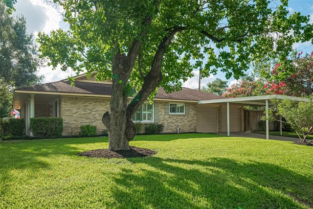 5049 De Milo Drive, Houston, TX 77092