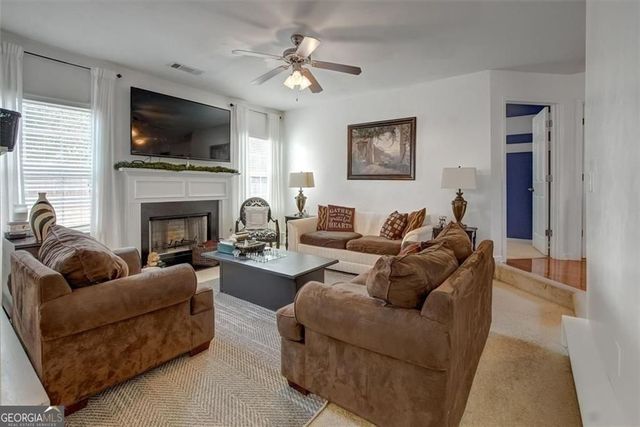 1828 Sandy Trail Drive, Hampton, GA 30228