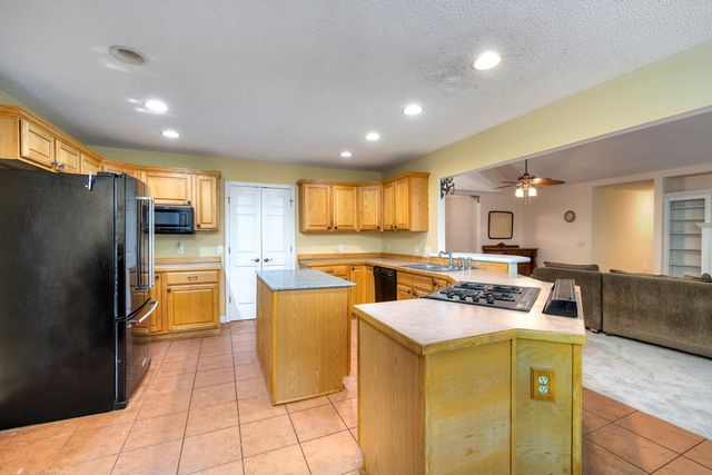 3900 Settlement Road, Dalzell, SC 29040