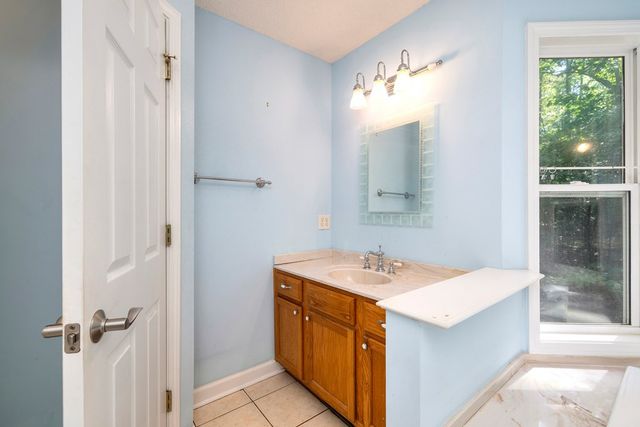 3900 Settlement Road, Dalzell, SC 29040