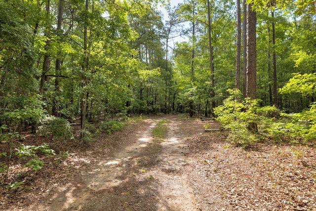 3900 Settlement Road, Dalzell, SC 29040