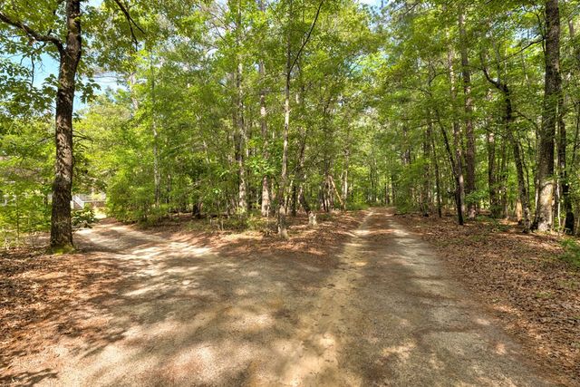 3900 Settlement Road, Dalzell, SC 29040