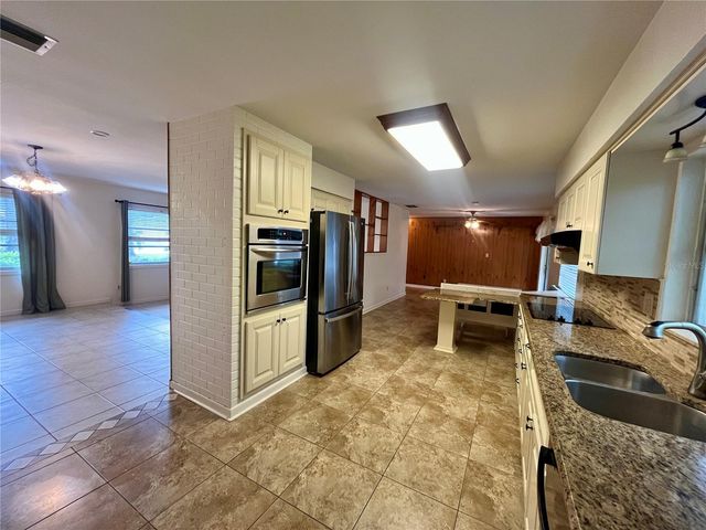 58 ARNONI DRIVE, Dunedin, FL 34698