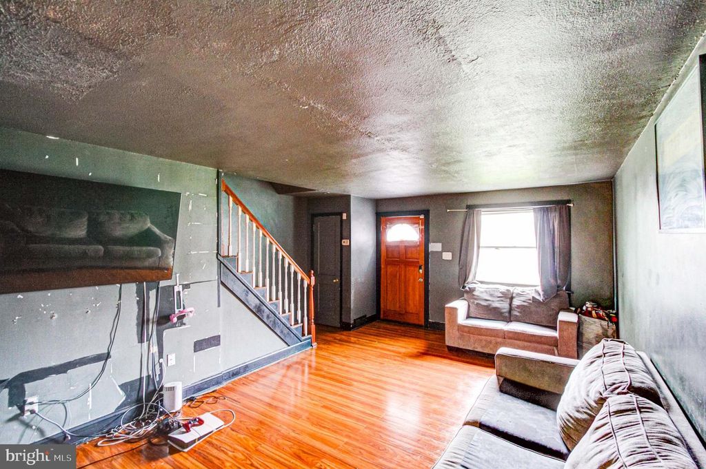 853 DELVIEW DR, FOLCROFT, PA 19032 — photo 4