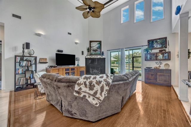 1710 NEWBERGER ROAD, Lutz, FL 33549