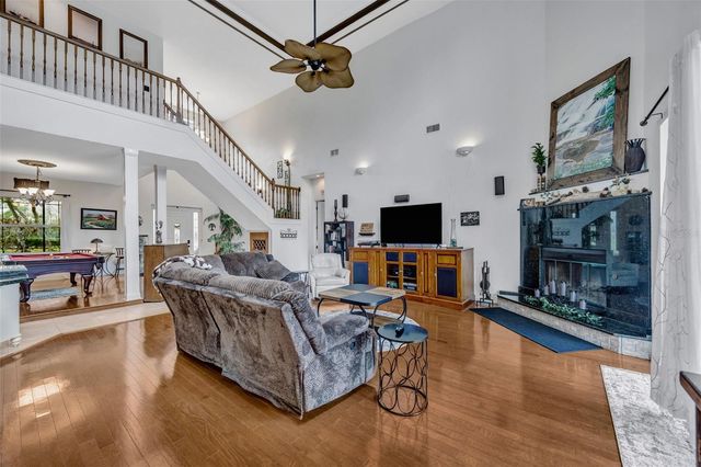 1710 NEWBERGER ROAD, Lutz, FL 33549