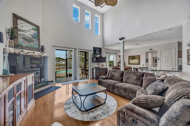 1710 NEWBERGER ROAD, Lutz, FL 33549