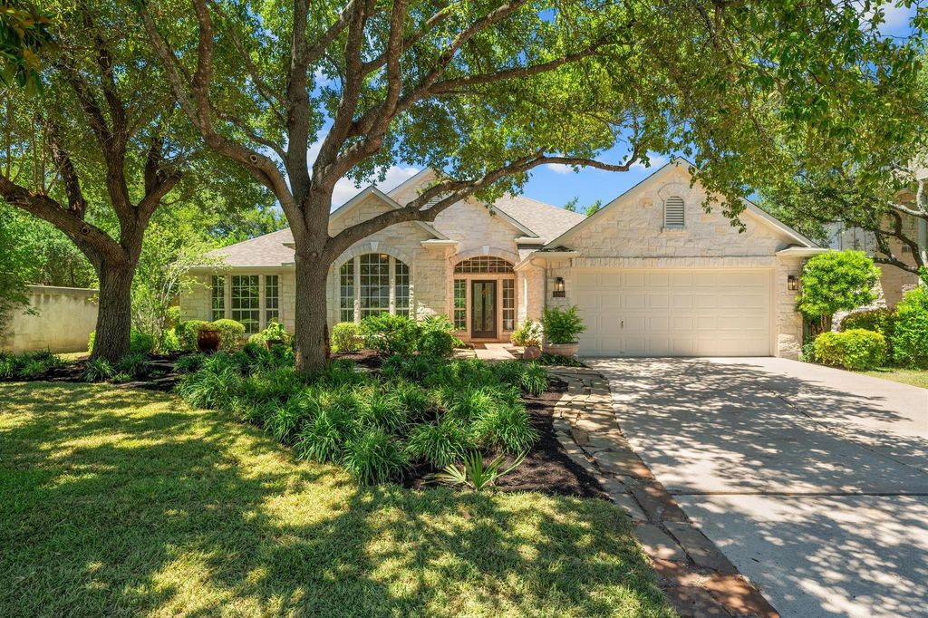 3300 Oxsheer DR, Austin, TX 78732